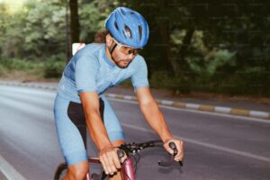 Group Ride Simulation: Sitting on the Wheel