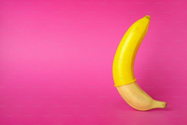 Banana and Date Smoothie for Ironman Training