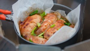 Grilled Chicken and Halloumi Wrap: High-Protein Athlete Lunch