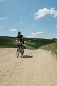 90-Minute Hilly Outdoor Ride: Structured Climbing Efforts