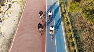 Road Bike vs TT Bike for Triathlon: Which Should You Choose?