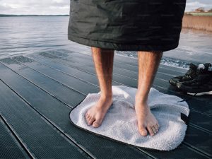 Best Dry Robes and Changing Robes for Triathletes 2026