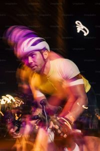 Best Triathlon Bike Lights for Early Morning Training 2026