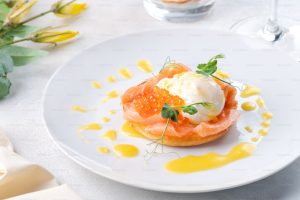 Smoked Salmon and Egg Bagel: The Perfect Pre-Training Breakfast