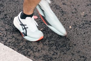 ASICS GEL-Cumulus 28 Review: Is It Worth It for Triathletes?