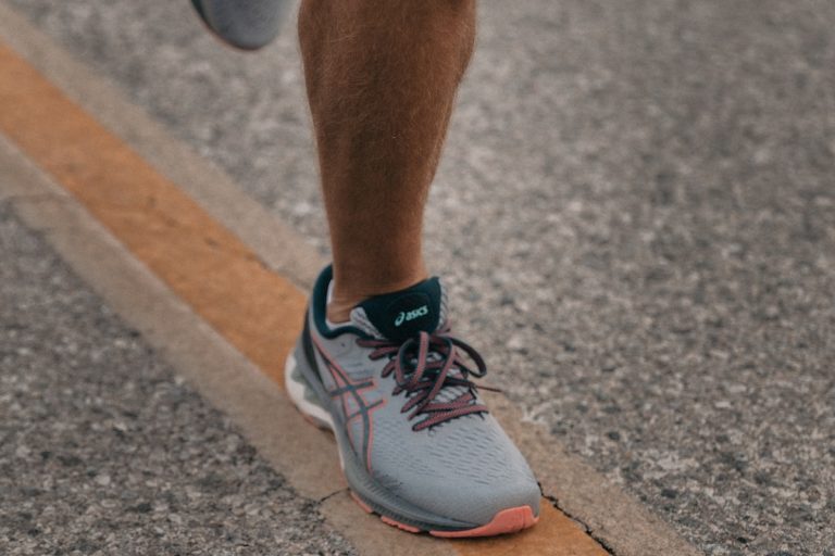 ASICS Novablast 6 Review 2026: Tested for Triathlon Training