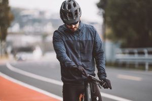 Best Cycling Wind Jackets for Triathlon Training 2026