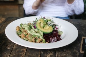 Prawn and Avocado Quinoa Salad: Light Summer Lunch for Athletes