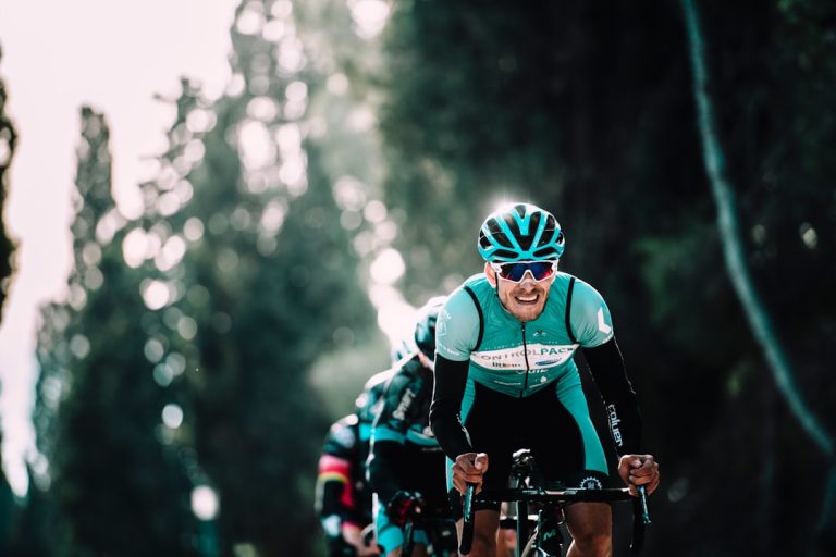 Giro Agilis MIPS Road Helmet Review 2026: Lightweight Protection for Triathlon Training