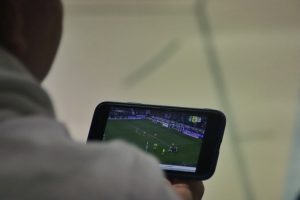 How to Use AI Coaching Apps in Triathlon Training: A Practical 2026 Guide