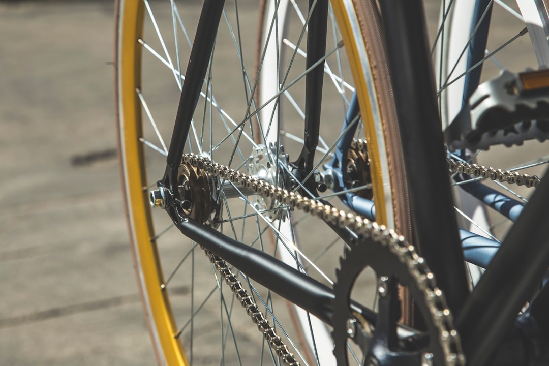 road bike wheel